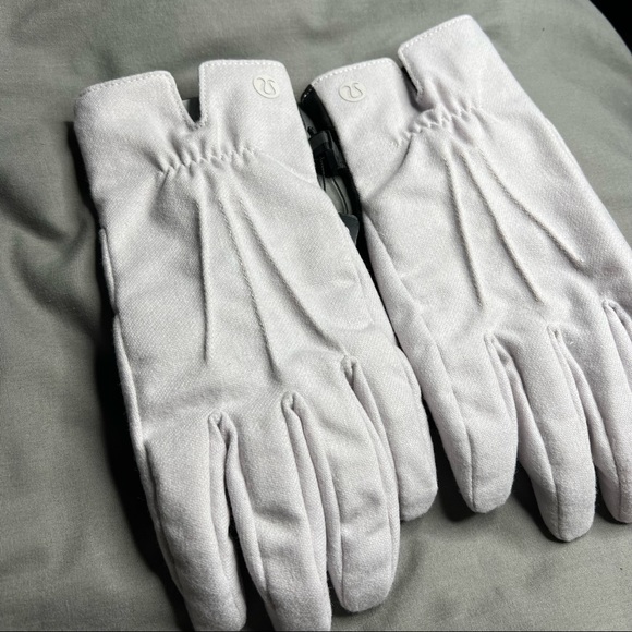 Lululemon City Keeper Gloves NWT L/XL Light Grey (HRLC) *Fleece Lined - Picture 4 of 17